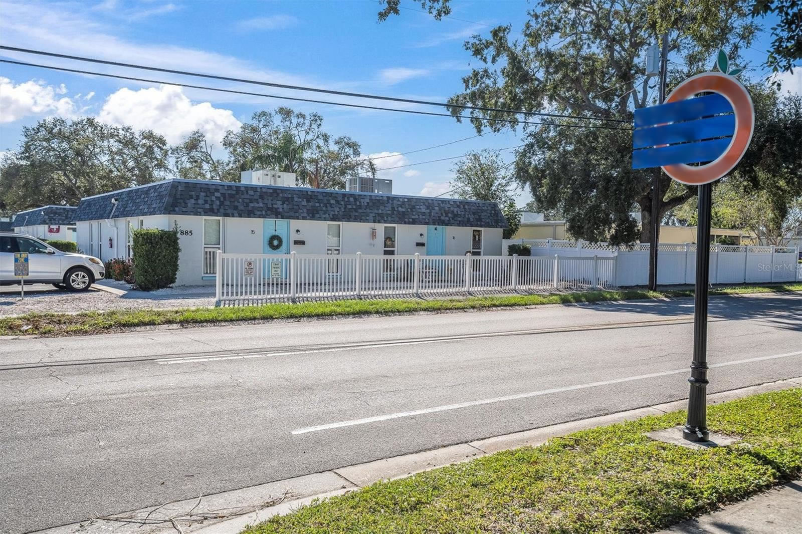 16 Unit Multi Family Property For Sale in Dunedin, FL