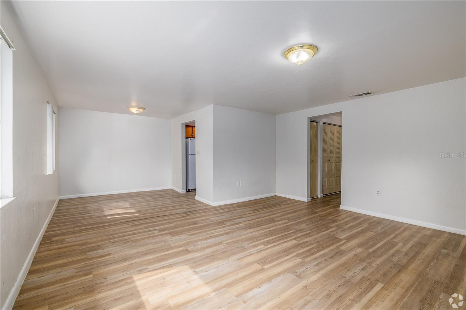 16 Unit Multi Family Building For Sale in Gainesville, FL $2,200,000 16 Unit Multi Family Building For Sale in Gainesville, FL $2,200,000