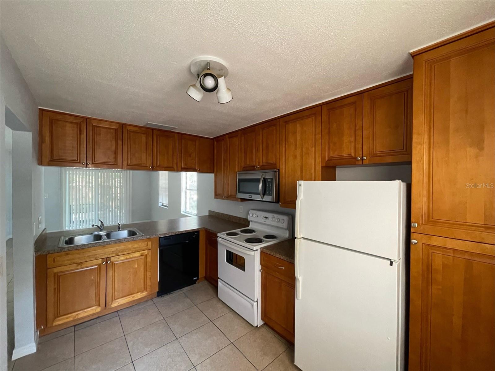 25 Unit Multi Family Property For Sale in Dunedin, Florida $6,499,999 25 Unit Multi Family Property For Sale in Dunedin, Florida $6,499,999