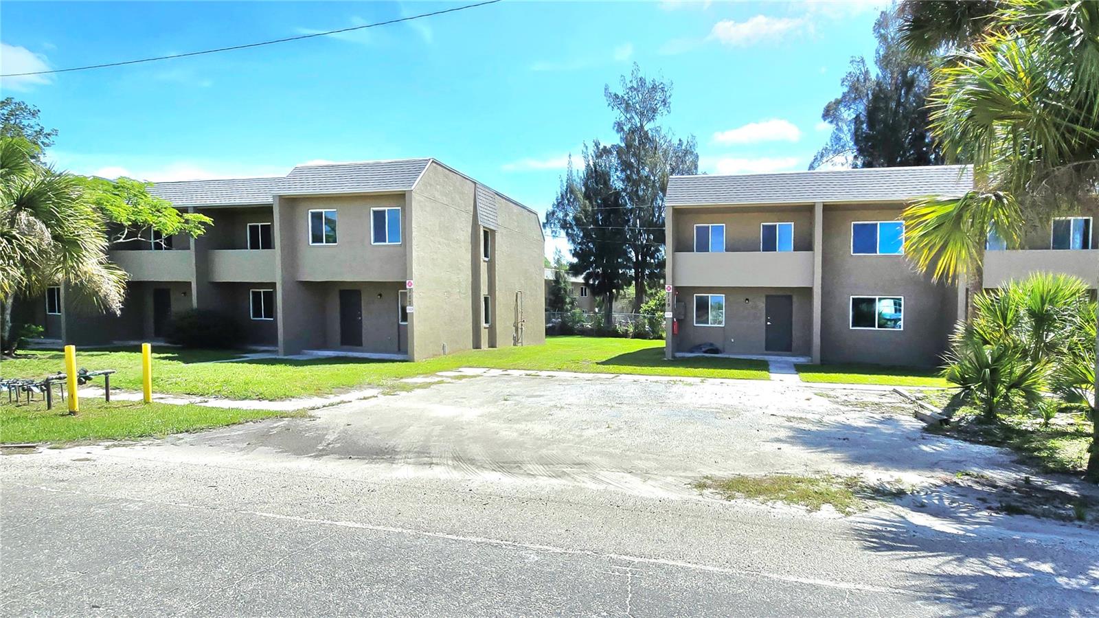 24 Unit Apartment Complex For Sale in Arcadia, Florida - $6,500,000 24 Unit Apartment Complex For Sale in Arcadia, Florida - $6,500,000