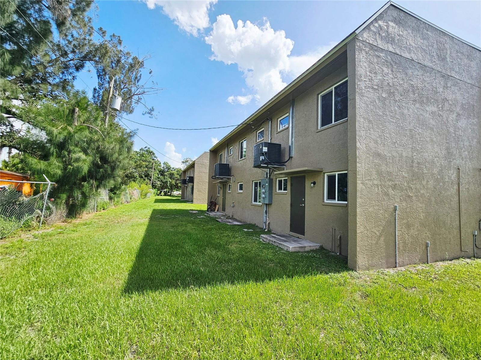 24 Unit Apartment Complex For Sale in Arcadia, Florida - $6,500,000 24 Unit Apartment Complex For Sale in Arcadia, Florida - $6,500,000
